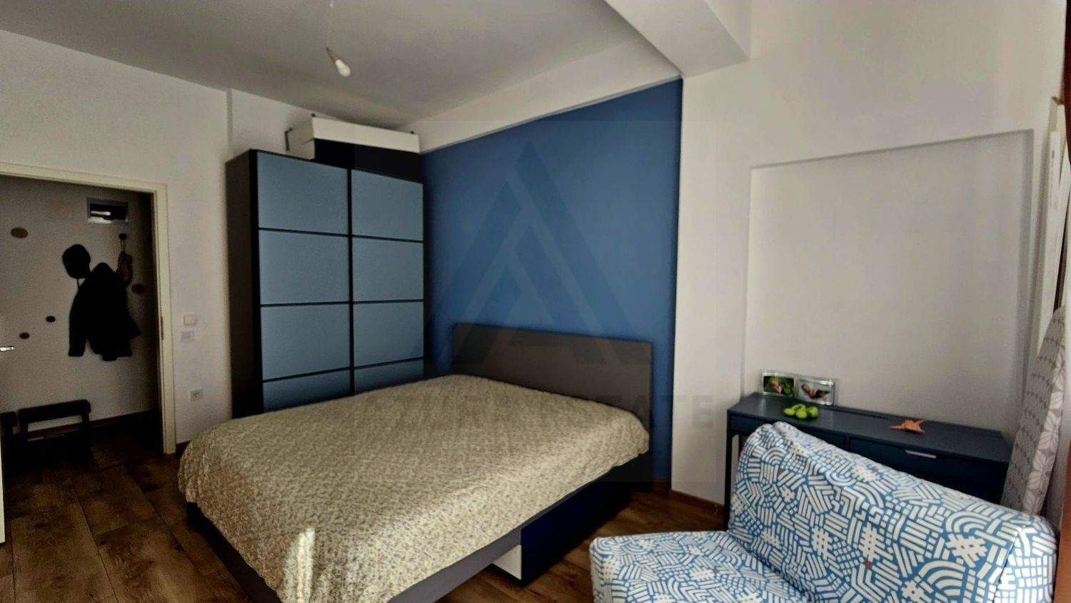 Apartament 3 camere etaj 1 balcon si terasa 63 mp utili  în Șelimbăr