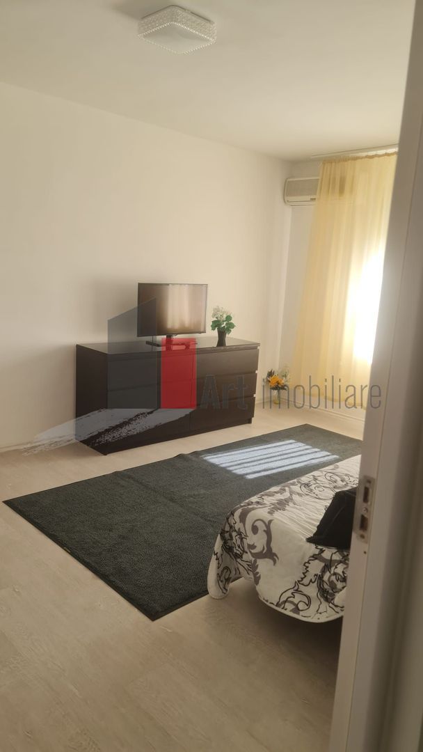 Apartament cu doua camere de vanzare-1 Decembrie 1918-Titan-Theodor Pallady