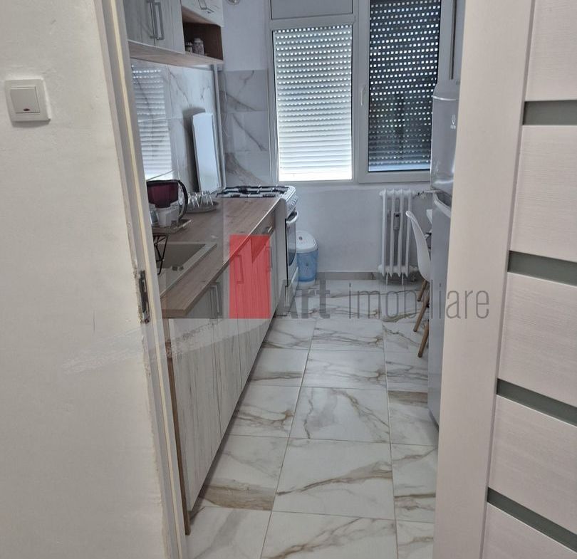 Apartament cu doua camere de vanzare-1 Decembrie 1918-Titan-Theodor Pallady