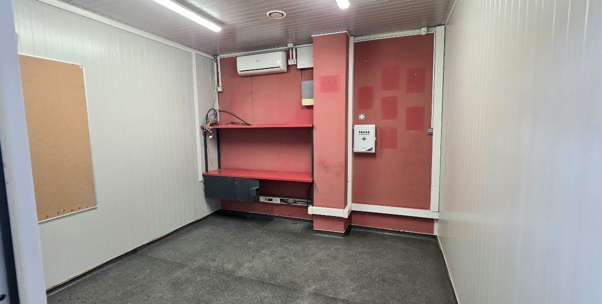 Republica spatiu industrial 450 mp de inchiriat
