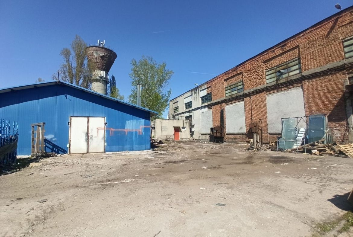 Hală de închiriat Sector 3 – Șos. Industriilor – 290 mp