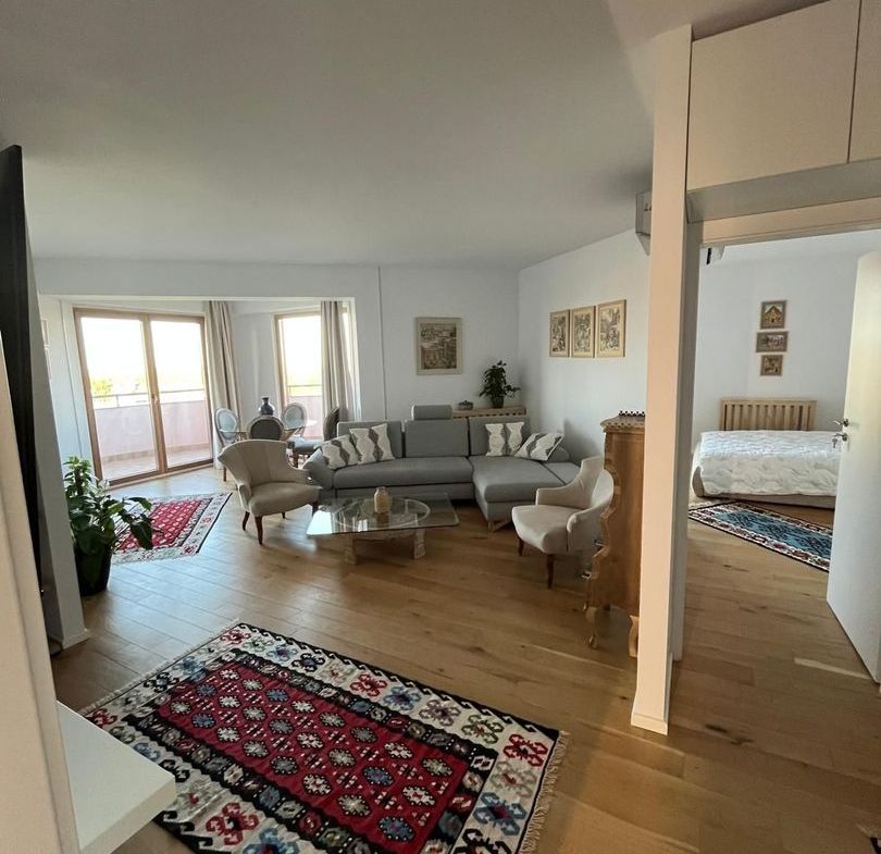 Piata Presei Libere apartament 3 camere de vanzare