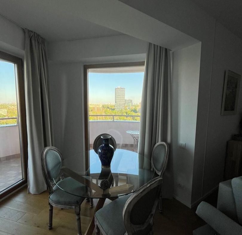 Piata Presei Libere apartament 3 camere de vanzare