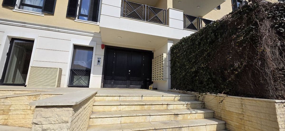 Apartament premium 4 camere  Complex Triana Pipera