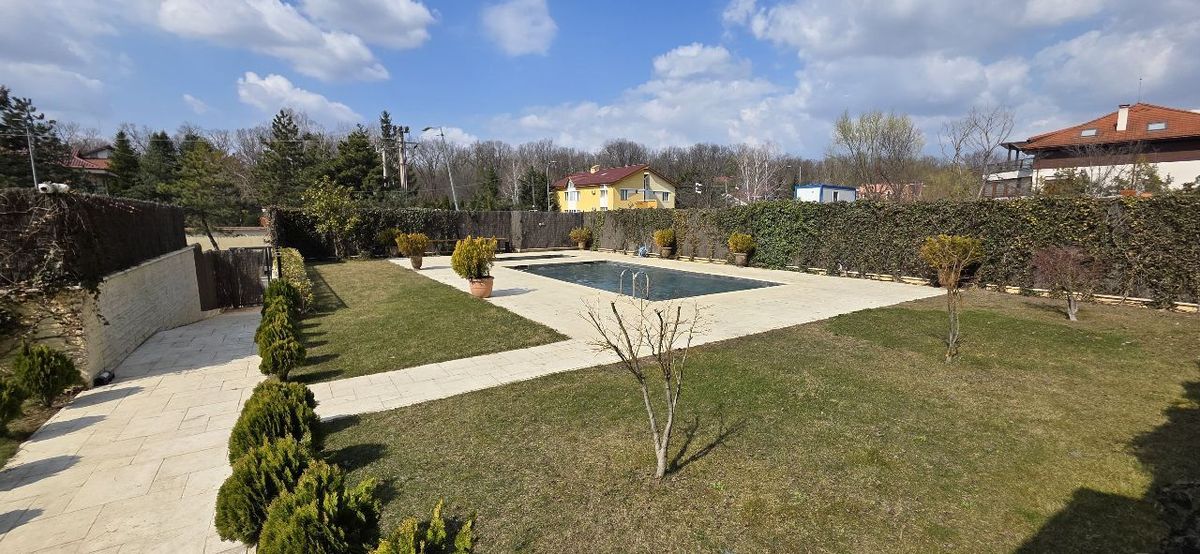 Apartament premium 4 camere  Complex Triana Pipera