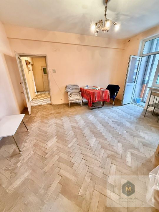 Metrou Lujerului – ap. 3 camere – necesita renovare completa