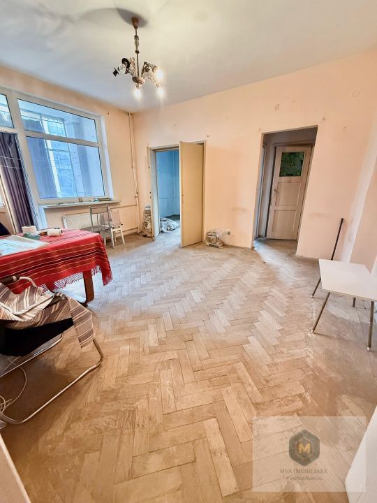 Metrou Lujerului – ap. 3 camere – necesita renovare completa