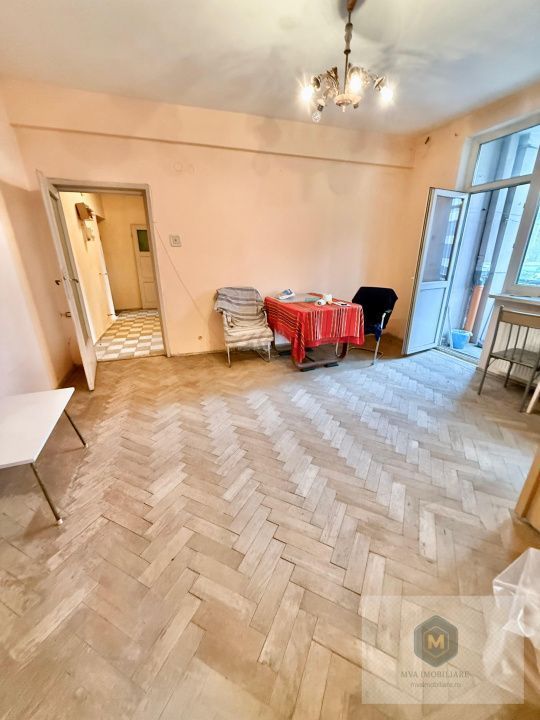 Metrou Lujerului – ap. 3 camere – necesita renovare completa