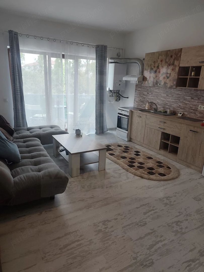 Garsoniera  47 mp etaj 2 cu lift si balcon pe strada Doamna Stanca