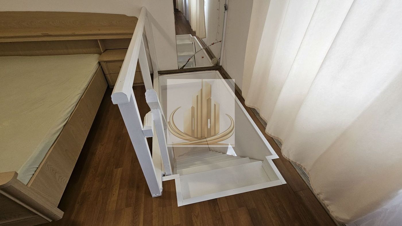 Apartament cu 2 camere de vânzare  la casa in curte comuna