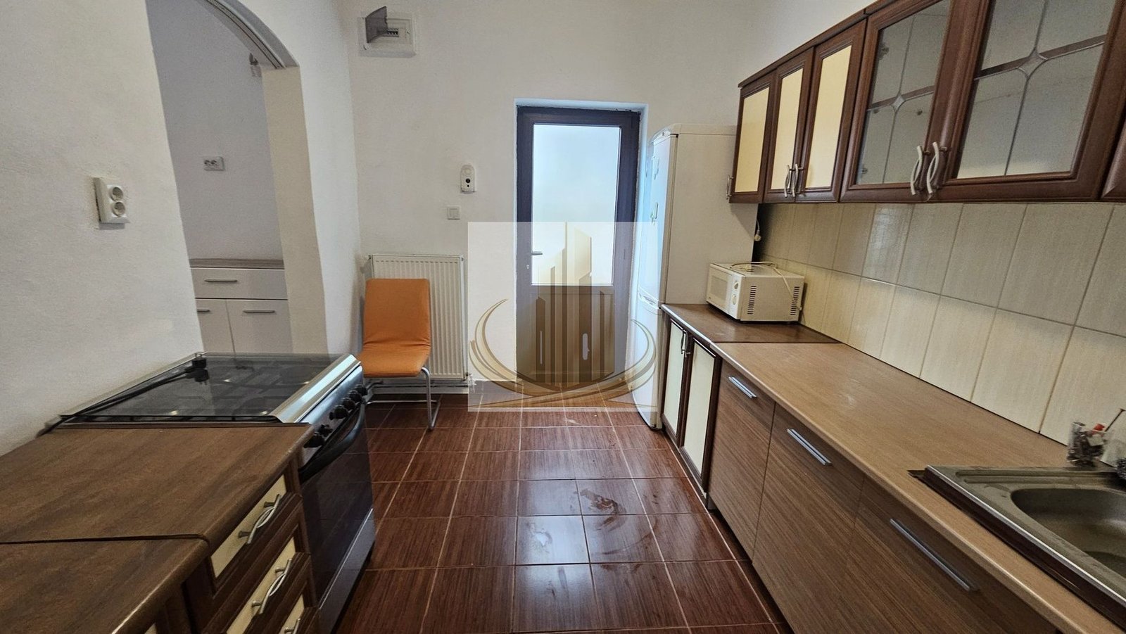 Apartament cu 2 camere de vânzare  la casa in curte comuna