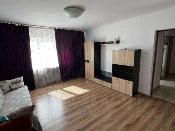 Apartament 3 camere 70 mp Terezian