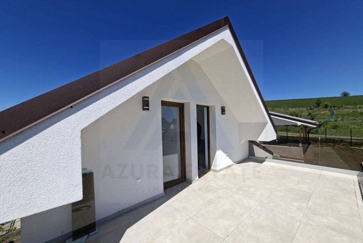 Casa premium 4 camere 2 bai pivnita filigorie teren 550 mp Sura Mare