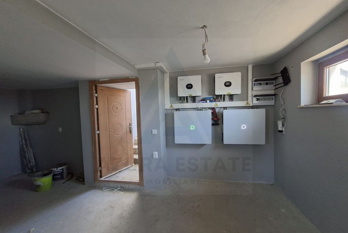 Casa premium 4 camere 2 bai pivnita filigorie teren 550 mp Sura Mare