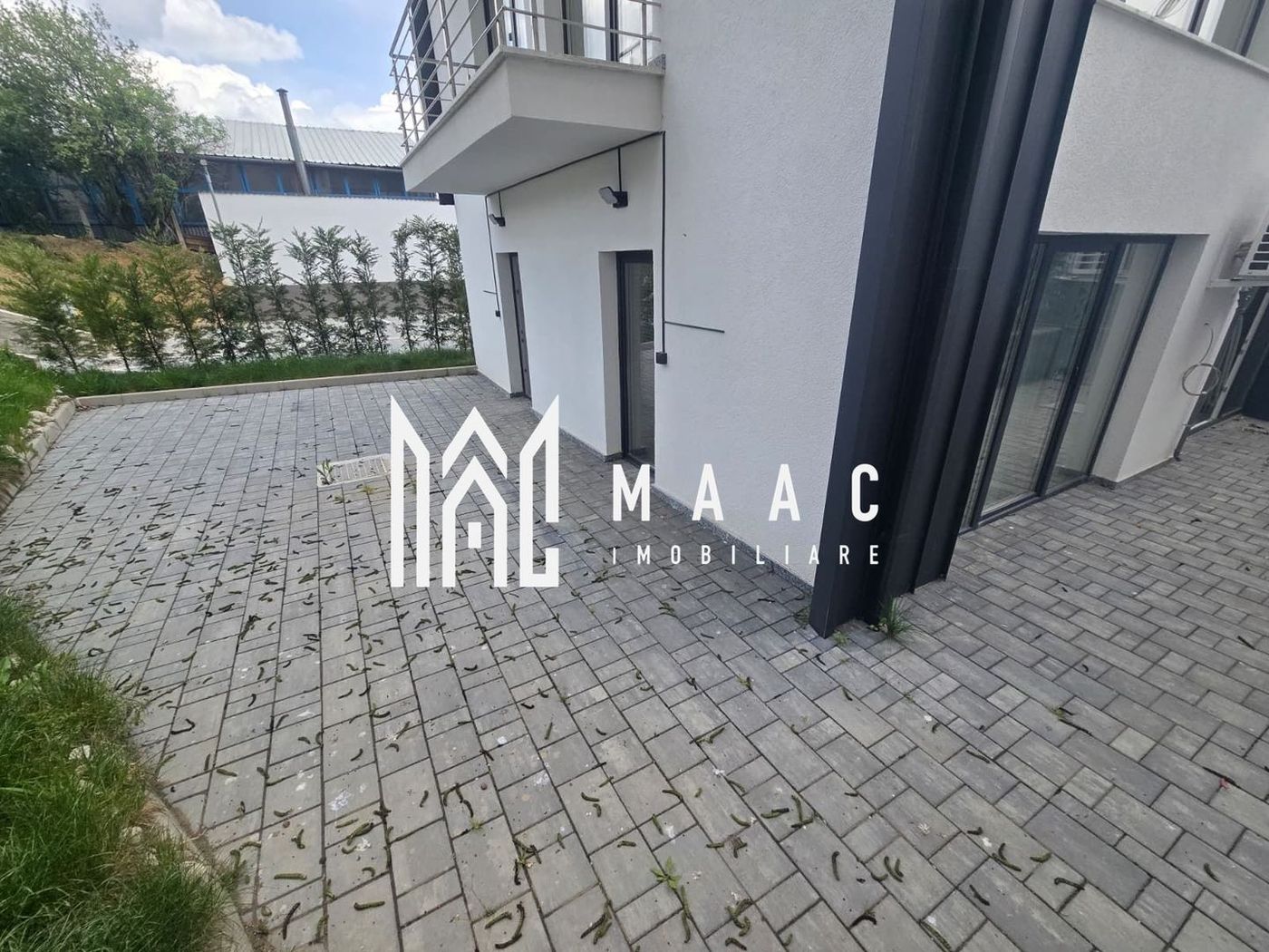 Apartament modern 3 camere gradina 2 locuri parcare Turnisor