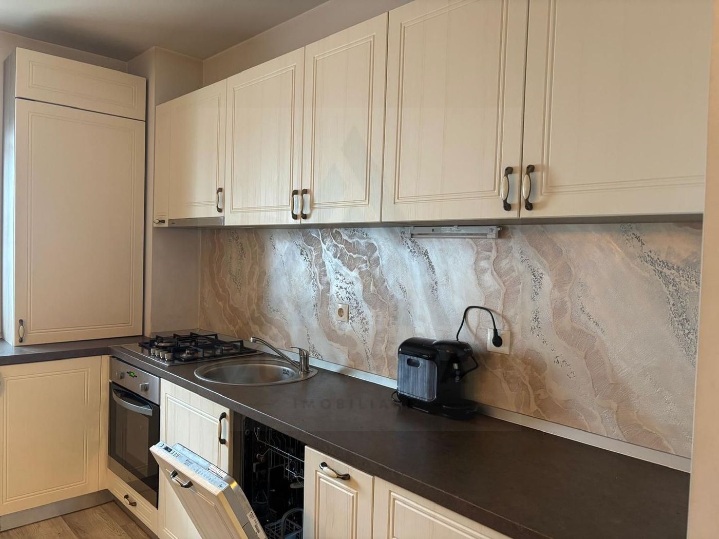 Apartament 2 camere modern zona Mall Șelimbăr