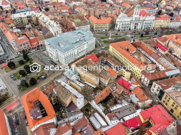 Clădire ultracentrală Arad | lângă Teatru | NU este Monument!