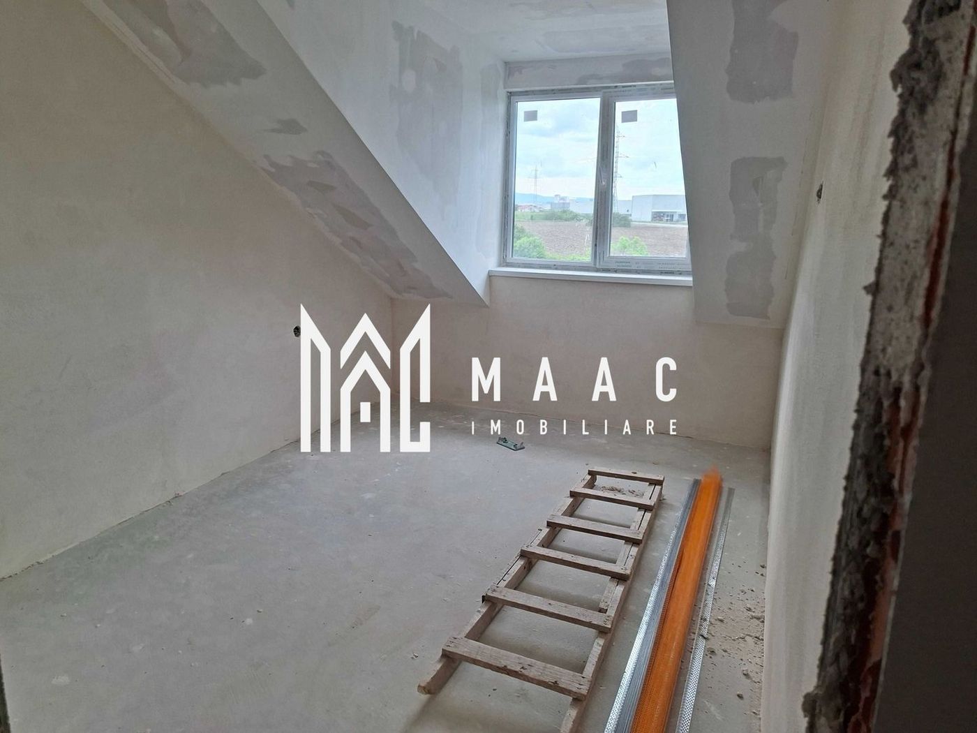 Apartament 4 camere | 94 MPU | La cheie | Turnisor
