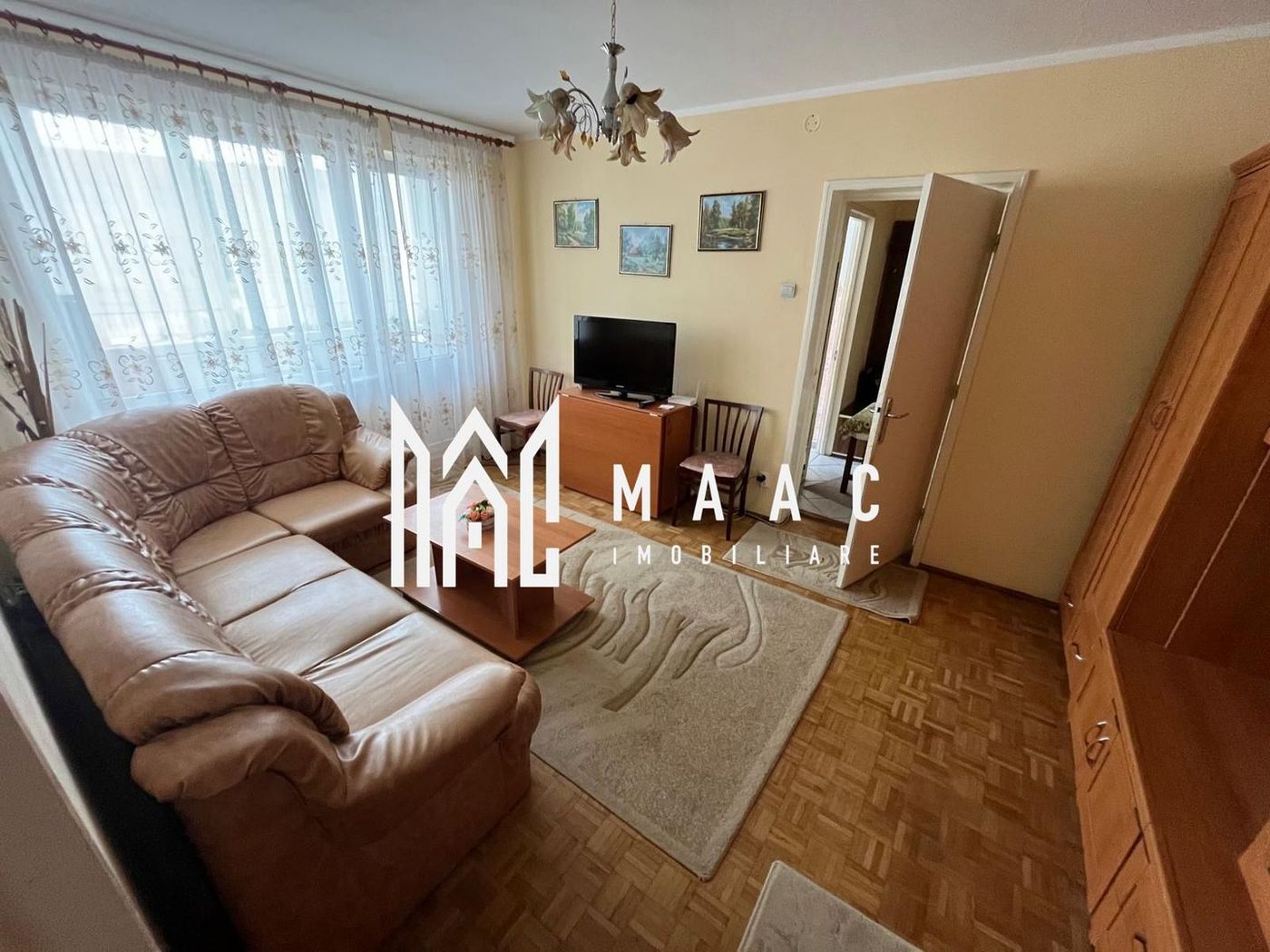 Apartament 2 camere I Decomandat I Etajul 2 I vizavi de poliție Pe Milea