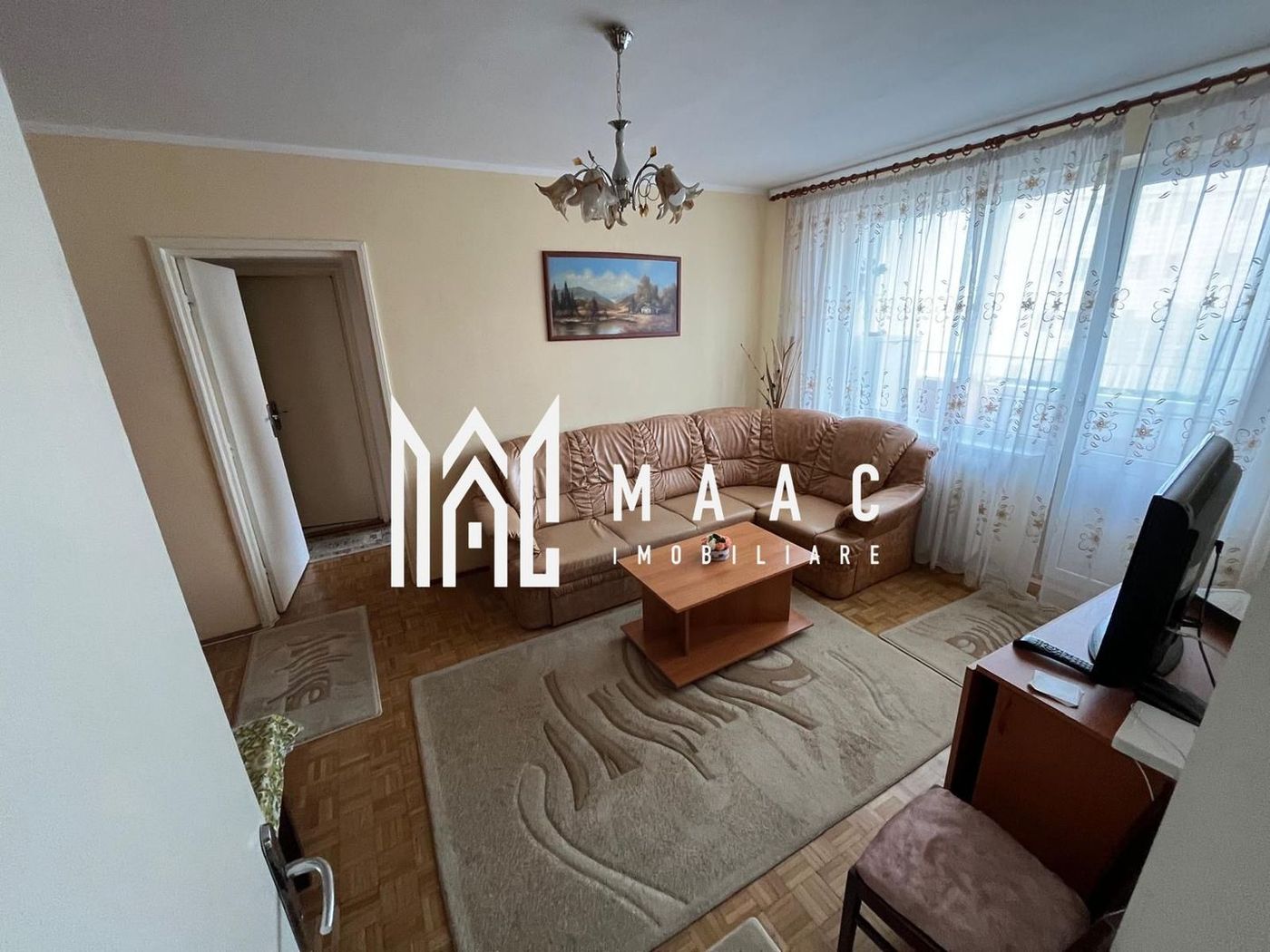 Apartament 2 camere I Decomandat I Etajul 2 I vizavi de poliție Pe Milea