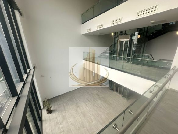 Spațiu comercial premium de mari dimensiuni – Fabrik Residence |