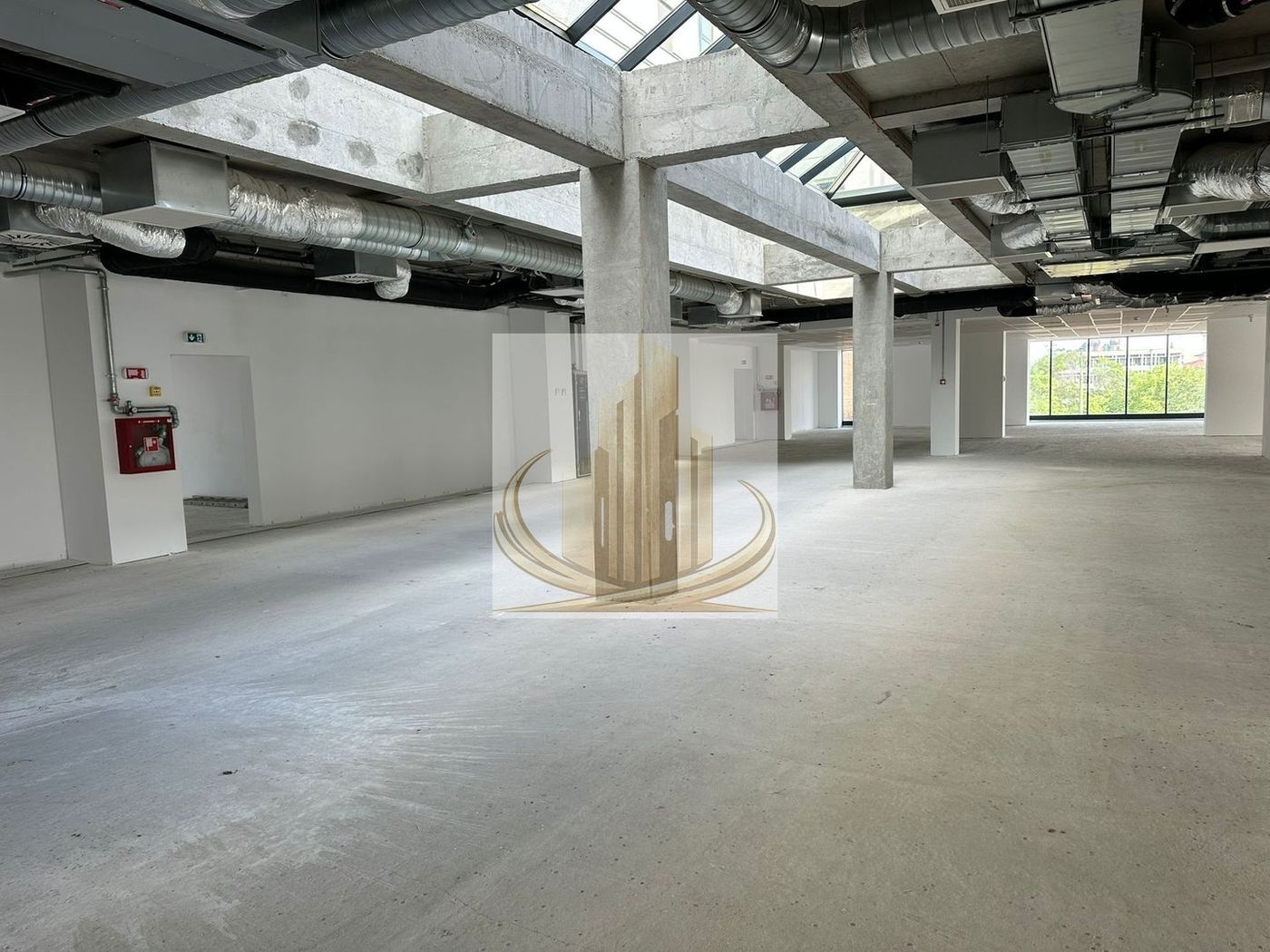 Spațiu comercial premium de mari dimensiuni – Fabrik Residence |