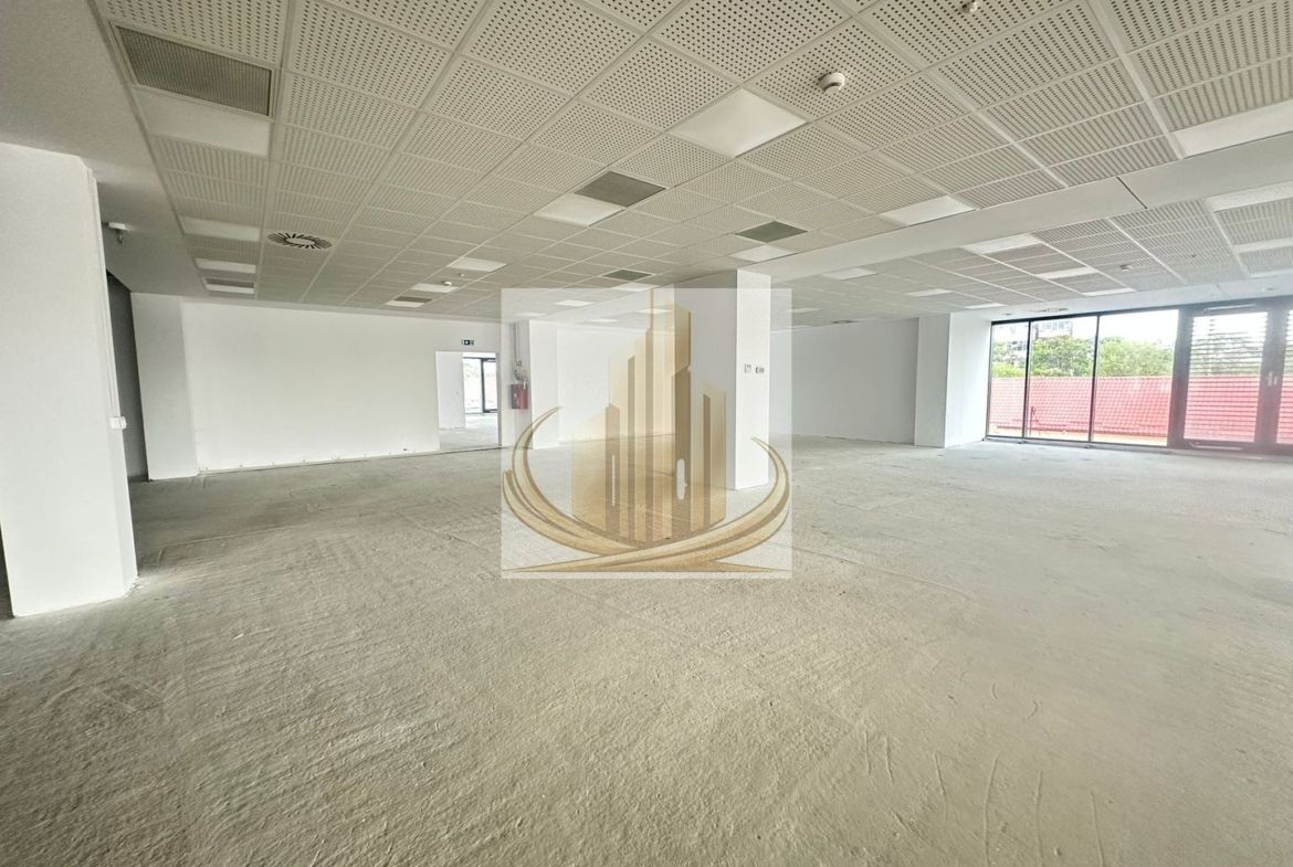 Spațiu comercial premium de mari dimensiuni – Fabrik Residence |