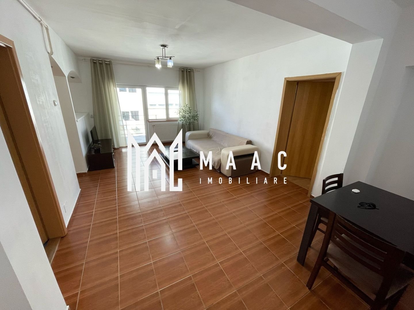 Apartament de închiriat I 4 camere I 96 mp utili I Strand II I etaj 2