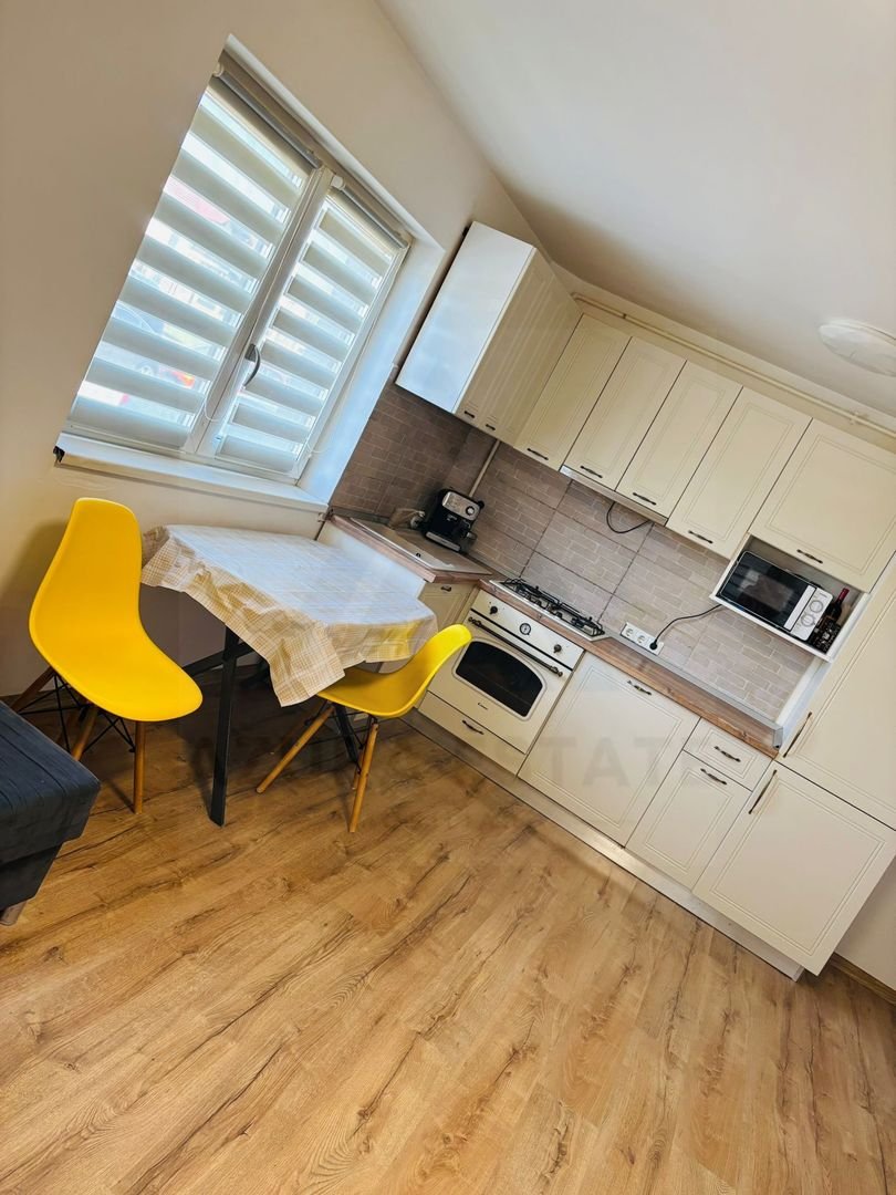 Apartament 3 camere + curte proprie, cartierul Arhitectilor