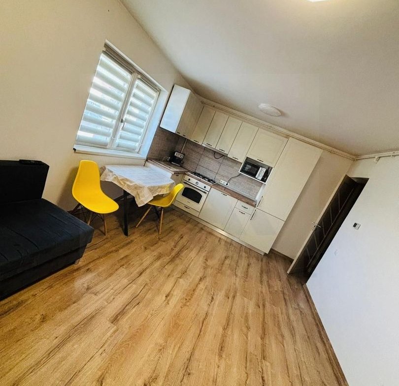 Apartament 3 camere + curte proprie, cartierul Arhitectilor