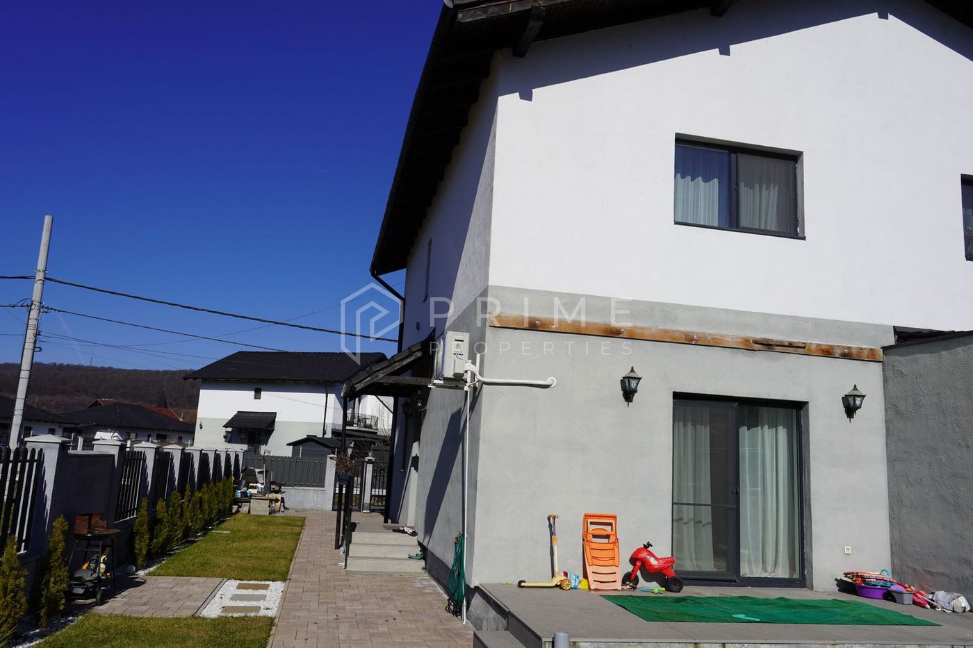 anBn-4912 Casă tip duplex complet amenajată si mobilată