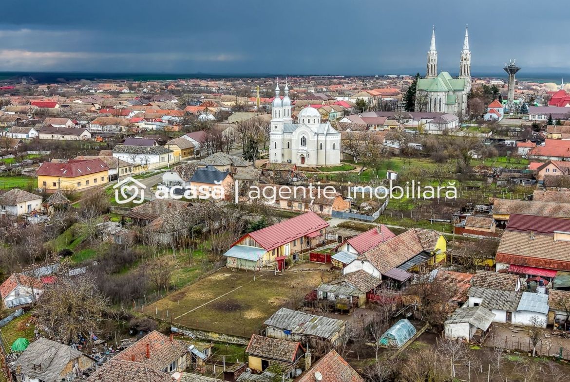 Casă în Vinga – restaurată Integral 2025 | 3 camere | utilități