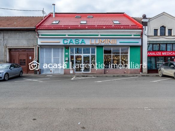 Spațiu comercial,  hala, si un penthouse în centrul Aradului Nou