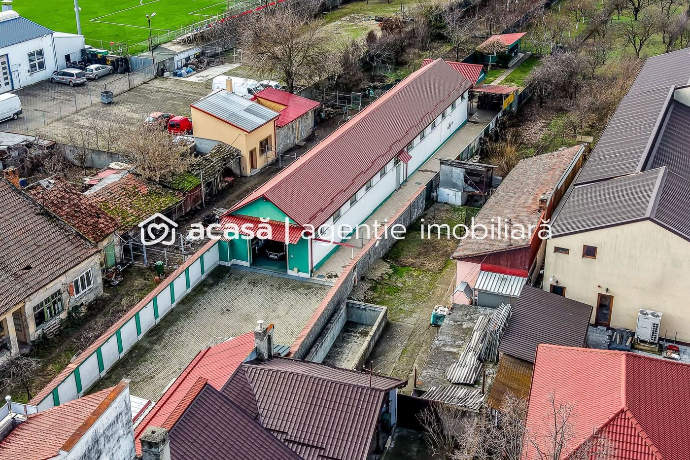 Spațiu comercial,  hala, si un penthouse în centrul Aradului Nou