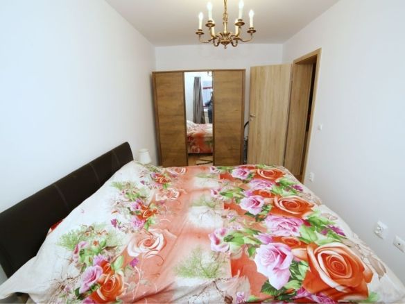 Apartament modern 2 camere balcon si parcare privata Cartier Magnolia