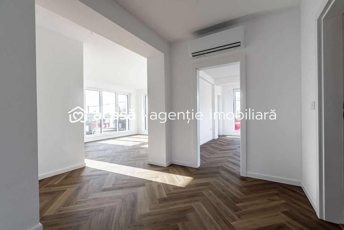 Clădire nouă P+2 cu showroom și birouri în Arad