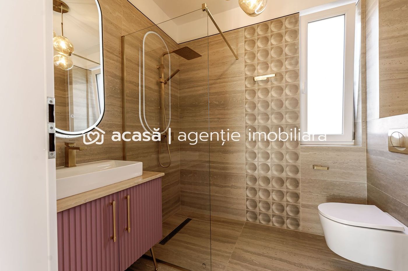 Clădire nouă P+2 cu showroom și birouri în Arad