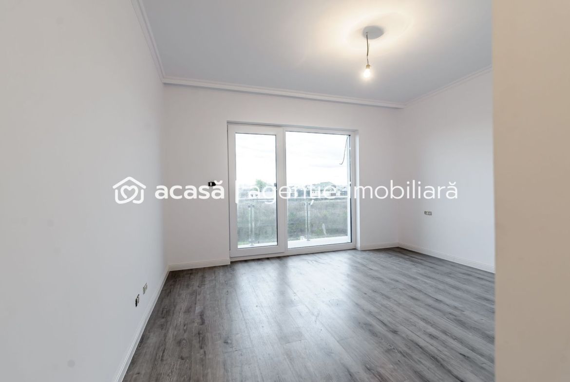 Vilă nouă cu terasă panoramică – design premium, 4 dormitoare, în Gai
