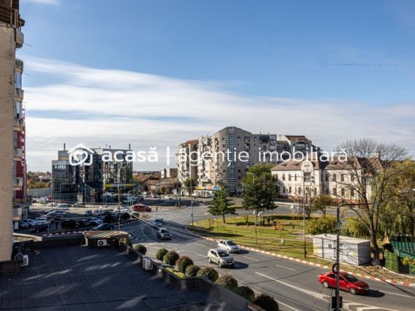 Apartament mobilat și utilat în Piața Spitalului – investitie sigura!