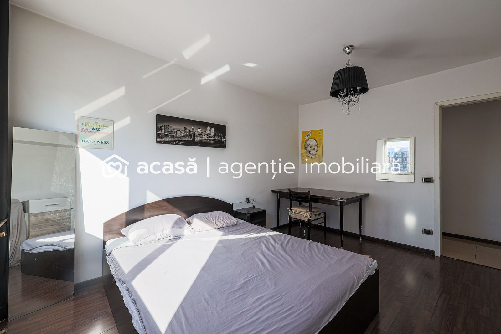 Apartament mobilat și utilat în Piața Spitalului – investitie sigura!