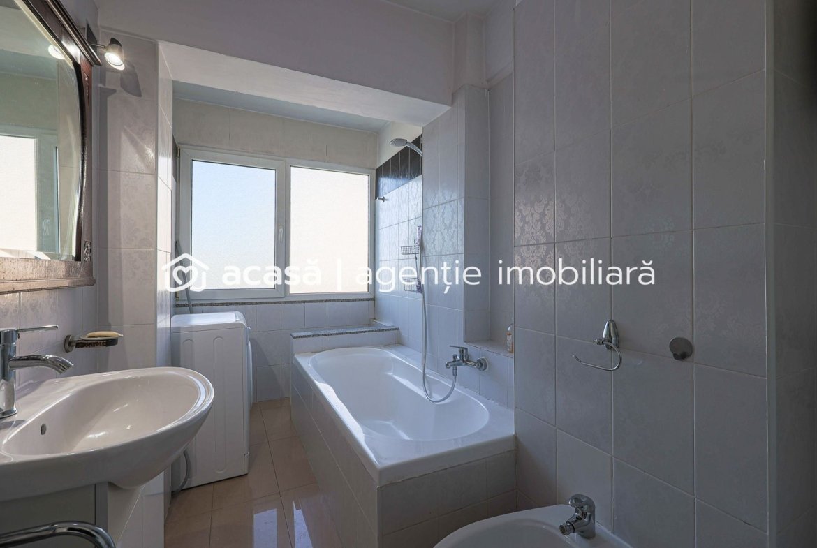 Apartament mobilat și utilat în Piața Spitalului – investitie sigura!