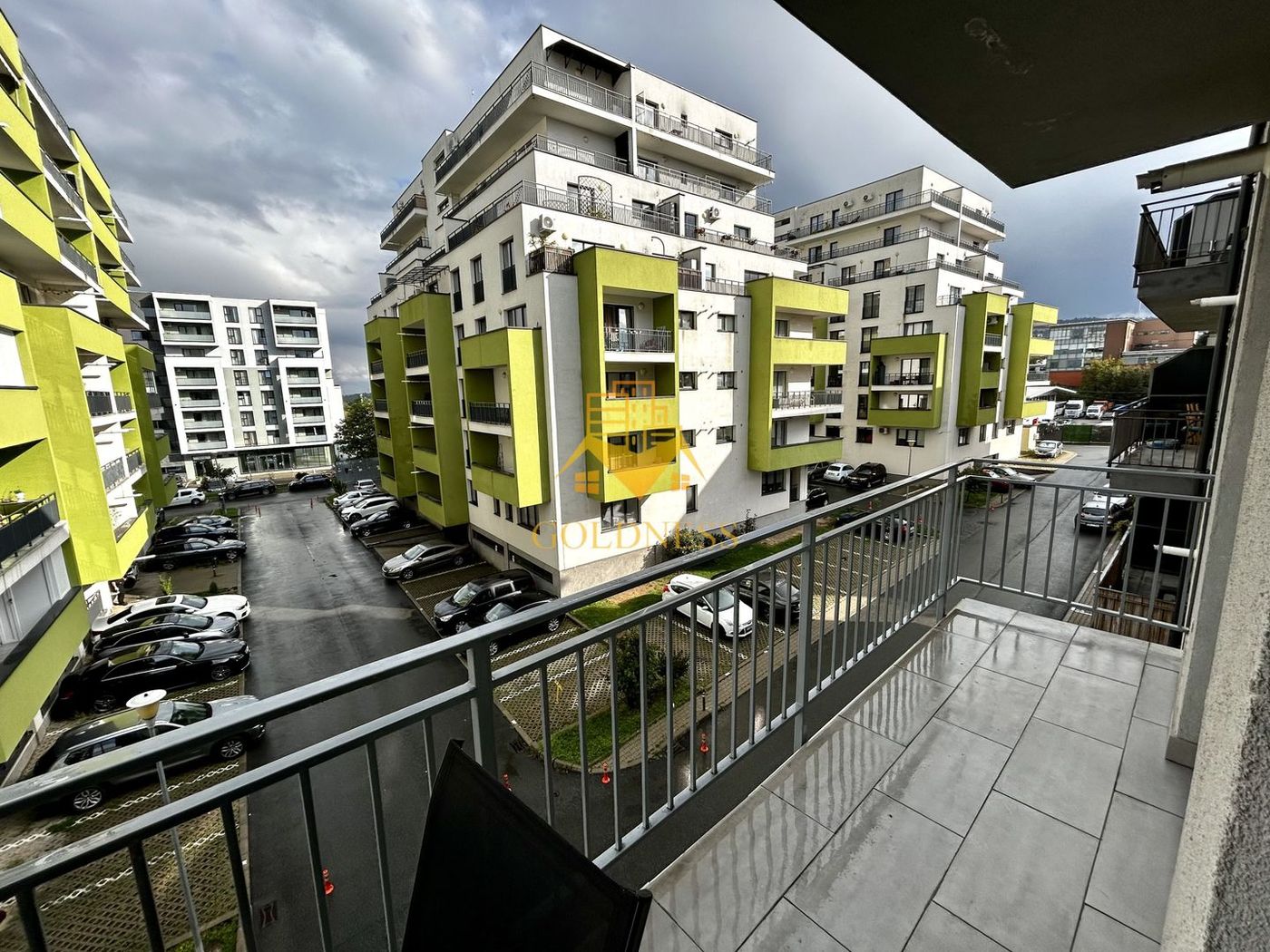 2 camere open space, Parcare, Modern, OMV, Mega Image, Europa