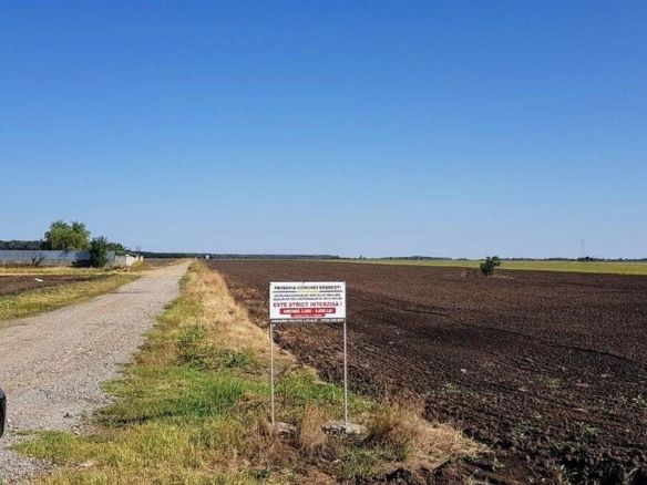 Teren intravilan de vânzare Brănești – DN3, deschidere 60 ml  investie