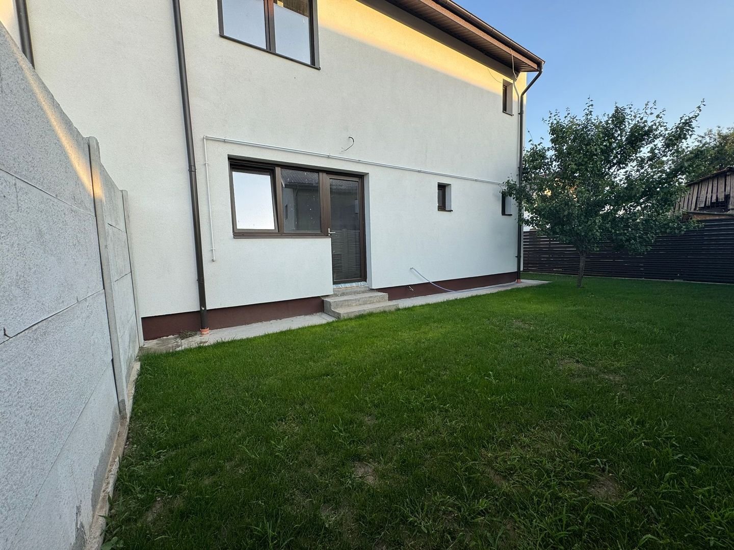 Cernica Balaceanca casa cuplata 4 camere de vanzare