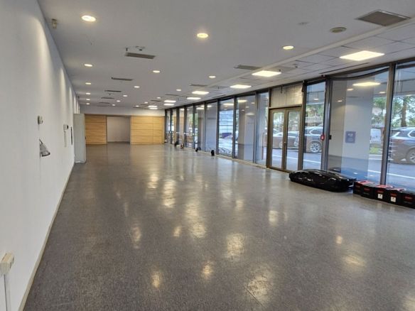 Pantelimon spatiu comercial 950 mp