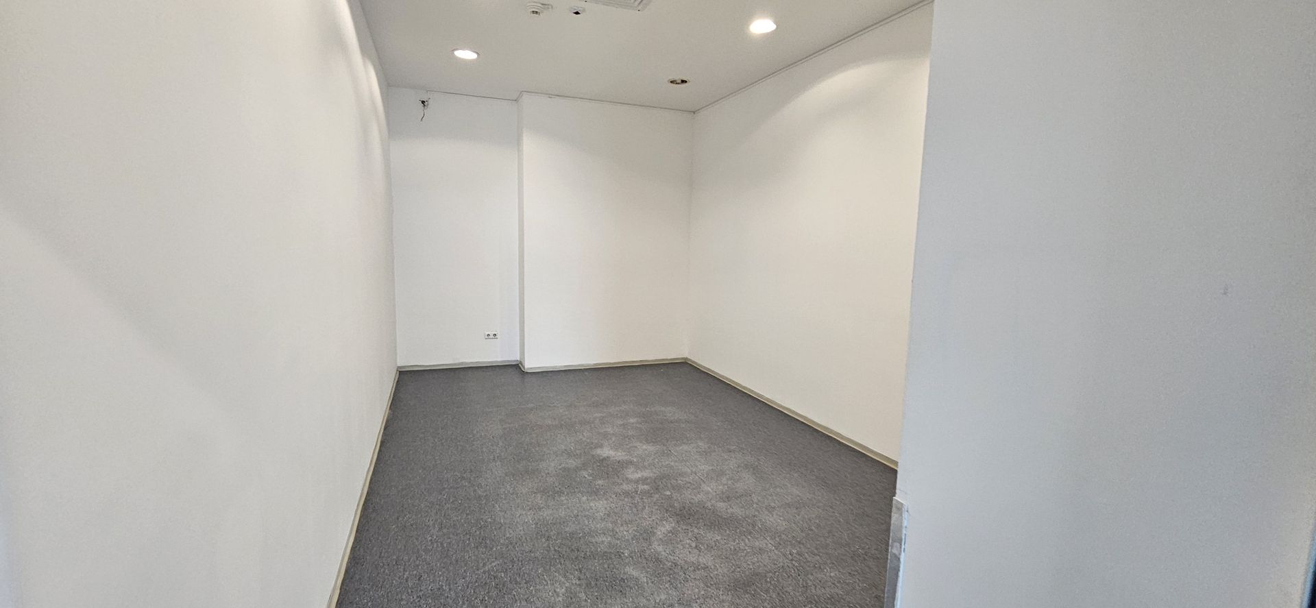 Pantelimon spatiu comercial 950 mp