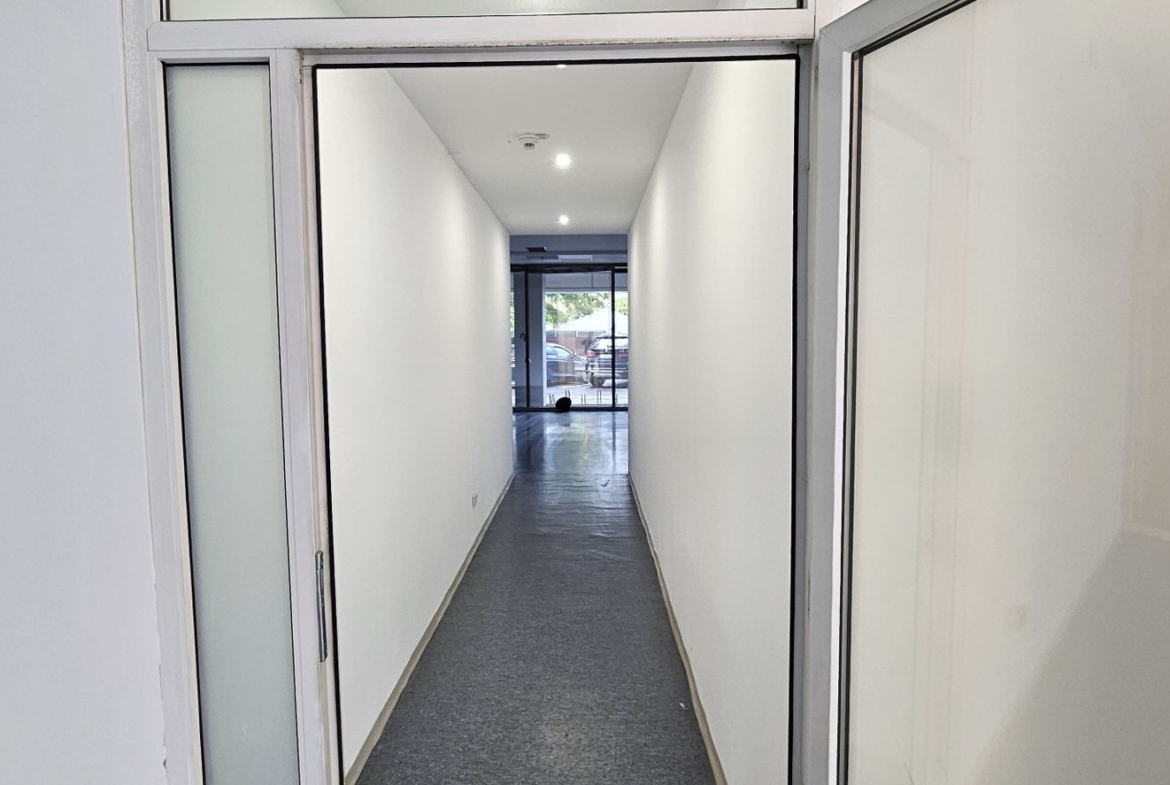 Pantelimon spatiu comercial 950 mp