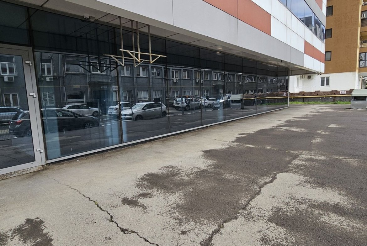 Pantelimon spatiu comercial 950 mp