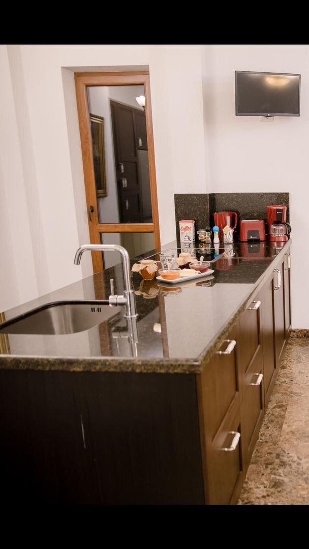 Universitate apartament 5 camere 220 mp de inchiriat