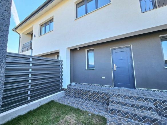 Vila tip duplex de vânzare – Glina, Ilfov  4 camere particular